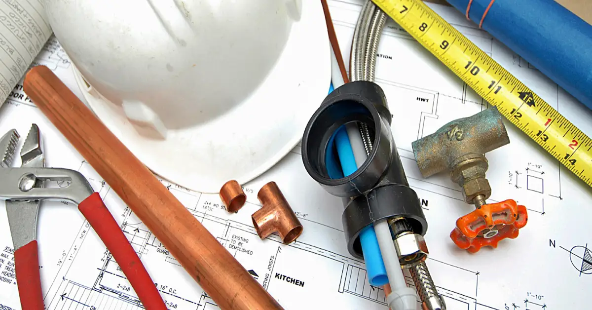 Paulo Picheleiro - várias ferramentas usadas pelo canalizador